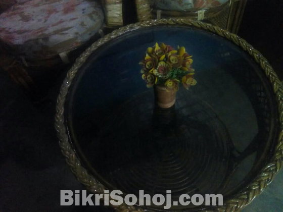 বেতের সোফা
